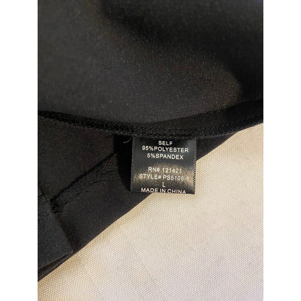 Ellison Black Pleated Skirt With Gold Hardware Accent Size L - Picture 5 of 10